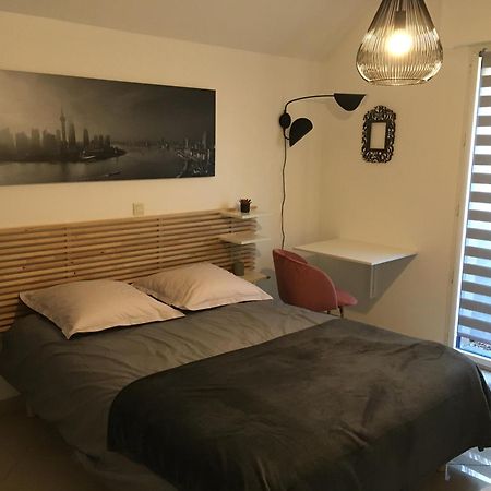 Chambre Confortable Avec Une Entree Independante - Parking & Acces Lille Facile Marcq-en-Barœul Zewnętrze zdjęcie